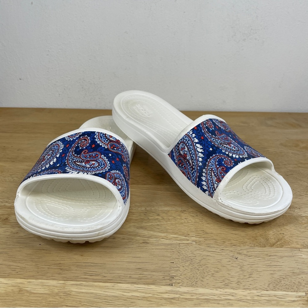 Crocs Sloane Vera Bradley Navy Blue Marine Paisley Slide On Sandals Size 10